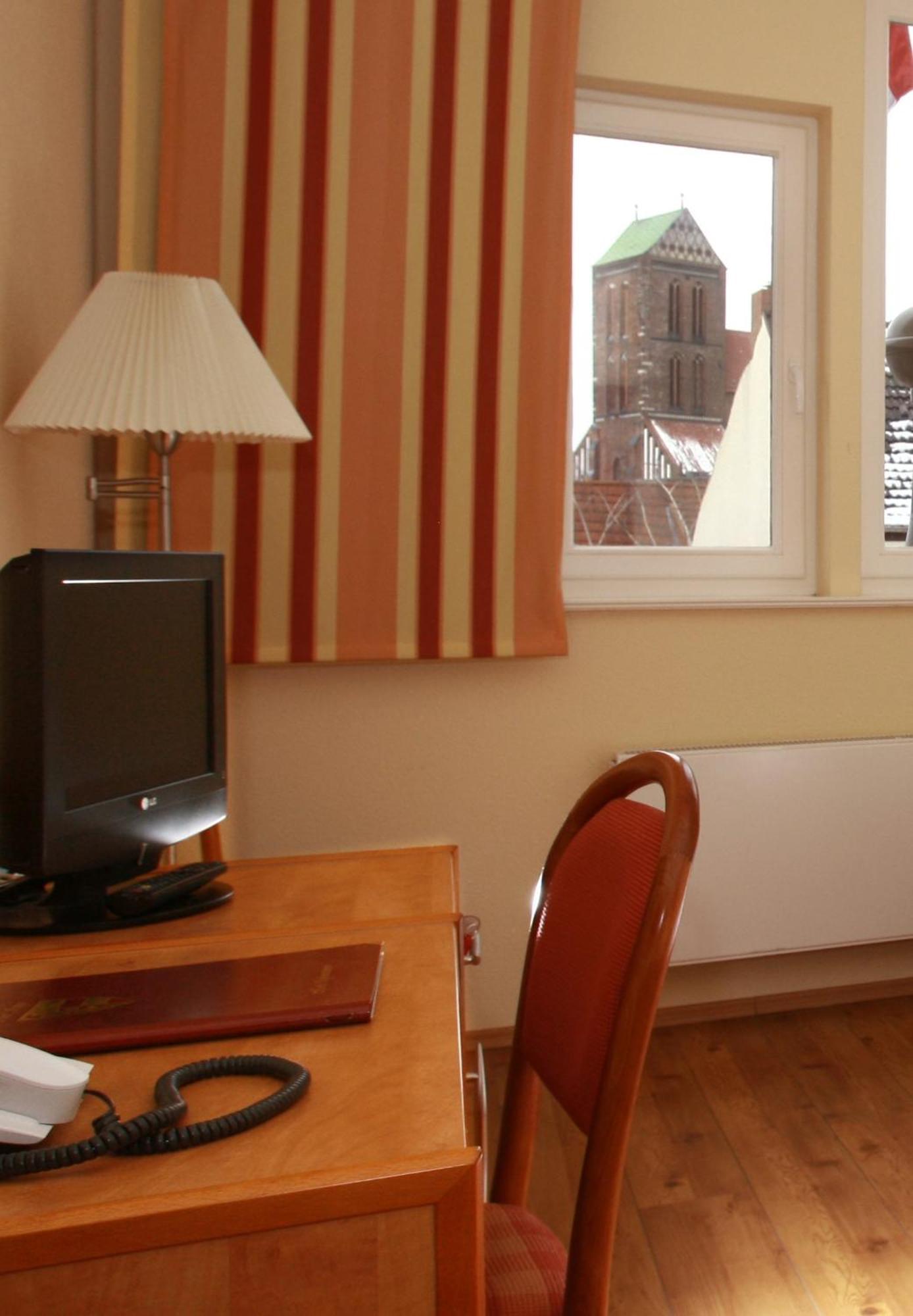 Restaurant & Hotel Висмар Экстерьер фото